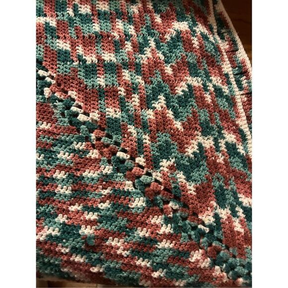 Crochet throw blanket mauve 52x54”